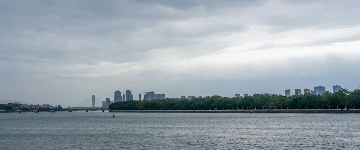 Wide view of a serene environment suitable for exercise